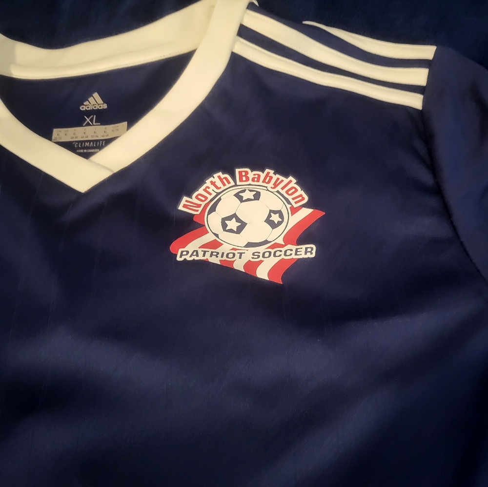 Adidas Kids Dark Blue Soccer Jersey NWT XL - Picture 4 of 11